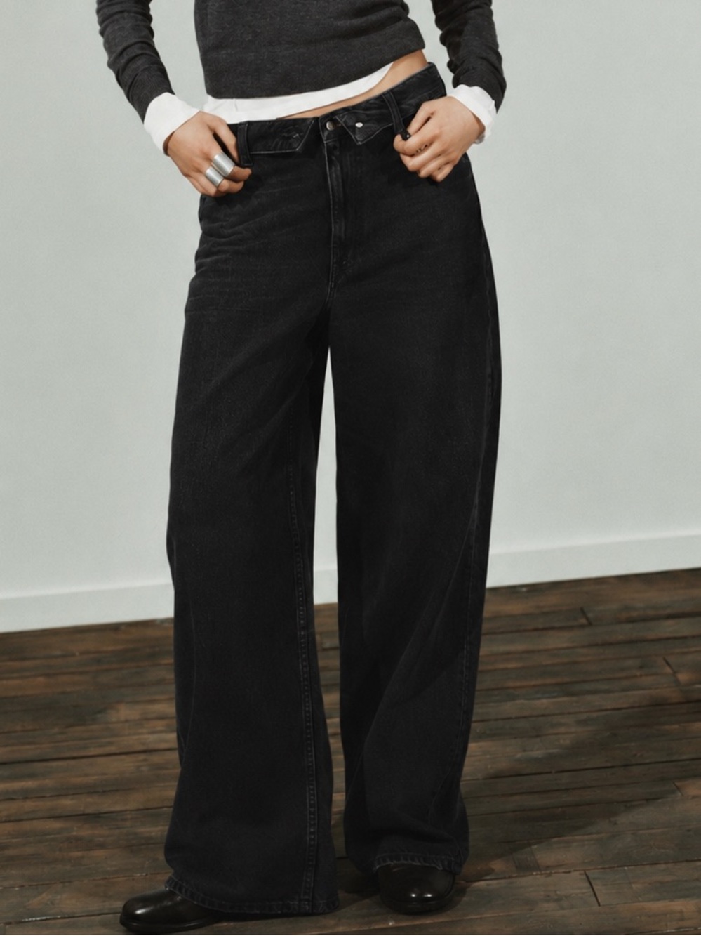 NWT ZARA TRF MID-RISE FOLDED WAIST BAGGY JEANS BLACK
